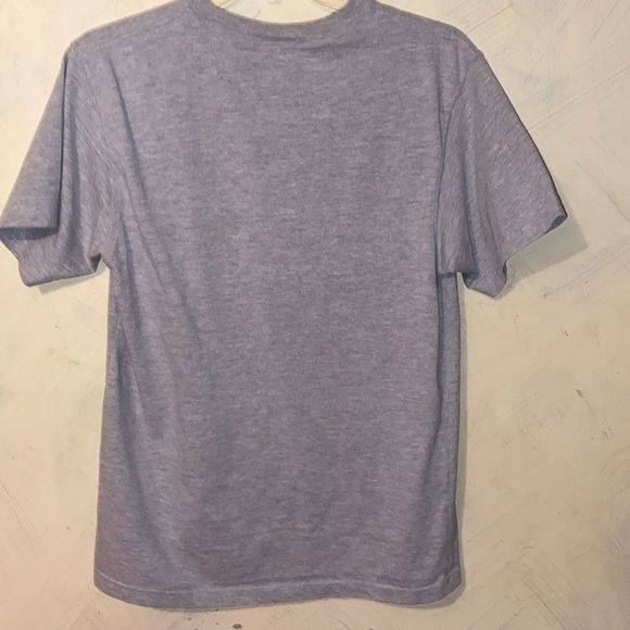 Walt Disney World Magic Kingdom Embroidered mickey & friends XL tshirt - Picture 7 of 7